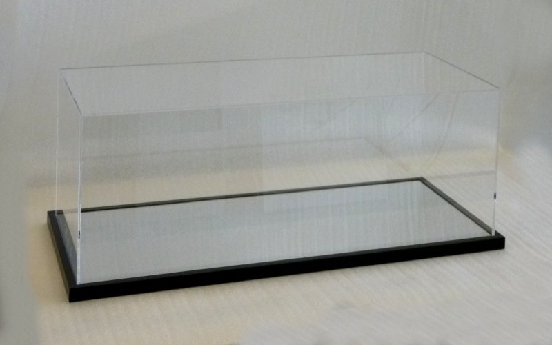 teca con piano in plexiglass specchiato